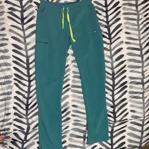 Figs Skinny Yola Scrub Pants